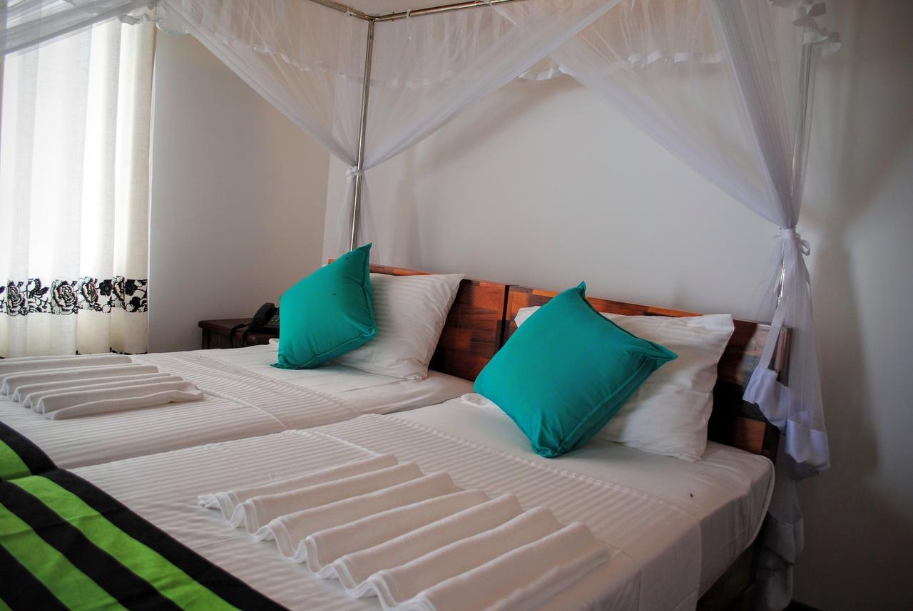 Miura Dutch Edge Hotel Negombo Zimmer foto